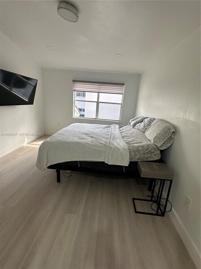 Building Photo - 1130 Oysterwood St