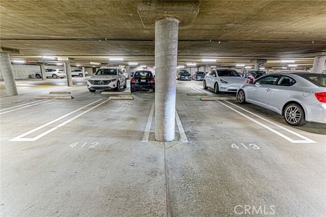 Building Photo - 100 S Alameda St