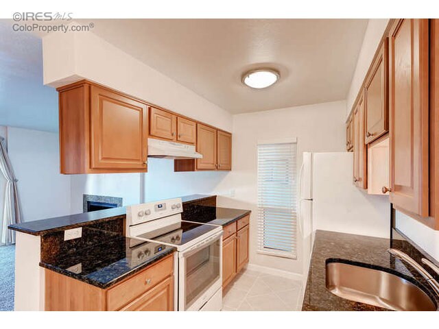Kitchen 2 - 695 Manhattan Drive