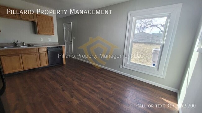 Building Photo - 2832 Manlove Ave