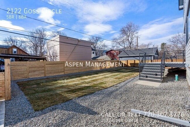 Building Photo - 2122 Goss Cir W