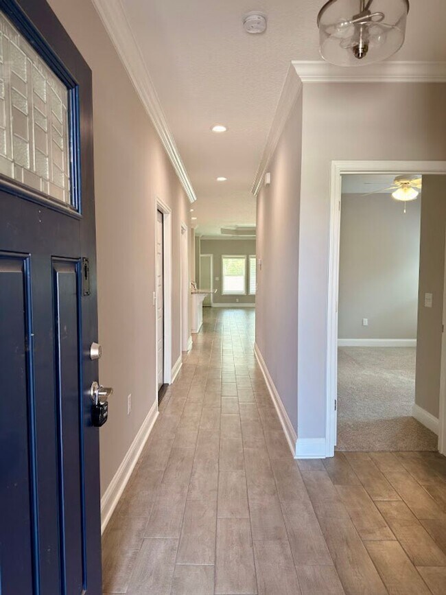 Building Photo - 140 The Villas Wy
