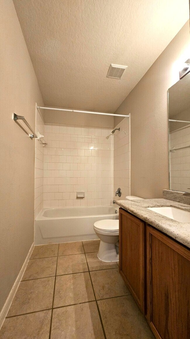 Building Photo - 714 Cypresswood Ridge