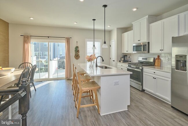 Building Photo - 39 Ortiz Dr