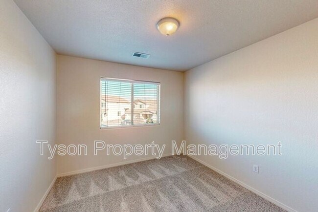 Building Photo - 1375 Peppoli Loop SE