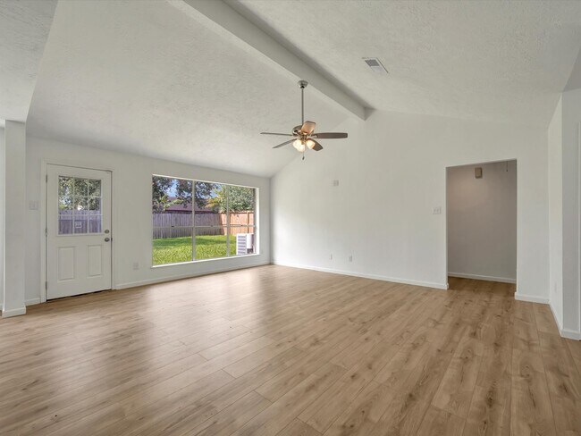 Building Photo - 2515 Northern Dr