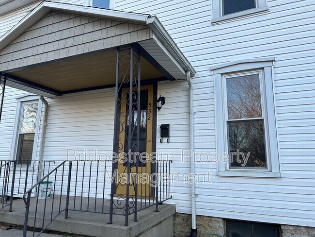 Building Photo - 532 Buckeye St