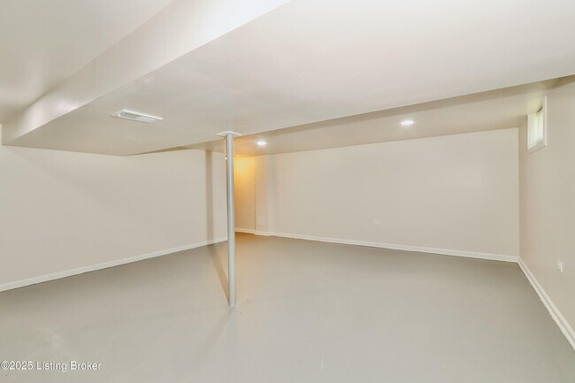 Building Photo - 6407 Ocho Rios Ct