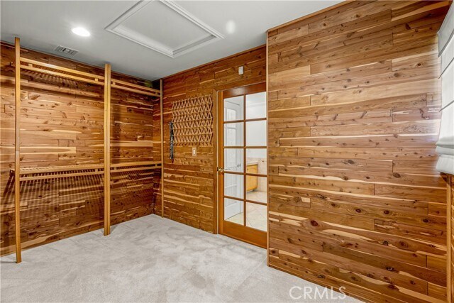 Building Photo - 591 Busch Pl