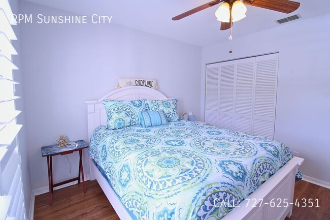 Building Photo - FURNISHED LONG TERM OR SEASONAL RENTAL WAL...