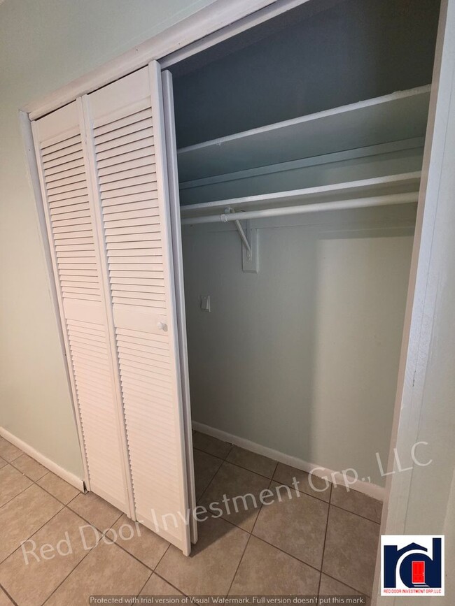 Building Photo - Stunning 2 Bedroom/2 Bath Quad in Quail Run