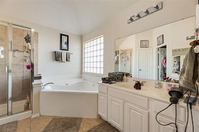 Building Photo - 7578 Seawood Dr