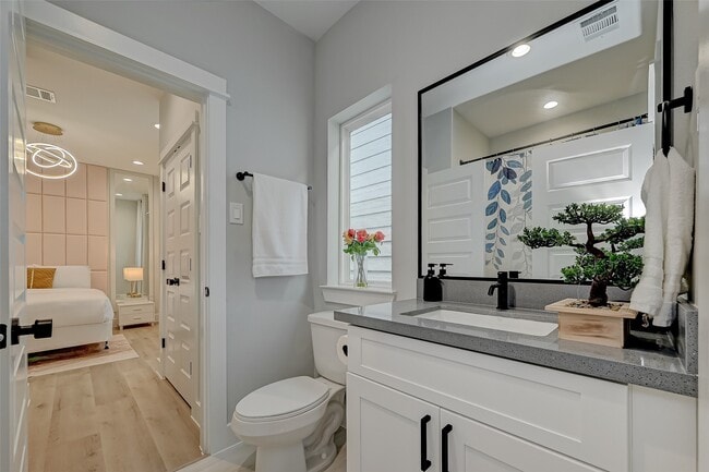 Building Photo - 2105 Sam Wilson St