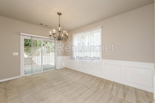 Building Photo - 4102 Dahlgreen Way