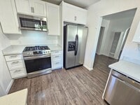 Building Photo - Beautiful Palo Alto Bungalow