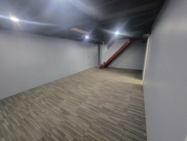 Building Photo - 6128 Fee Fee Rd