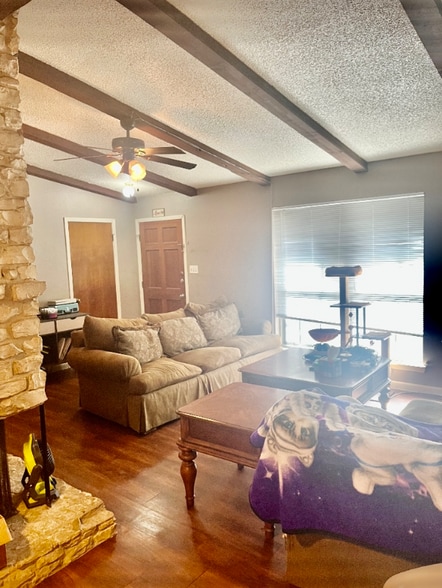 Building Photo - 1416 Cardinal Hill Dr