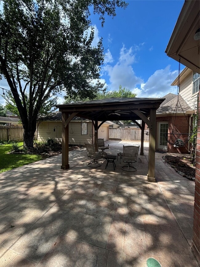 Building Photo - 13135 Rosewood Glen Dr