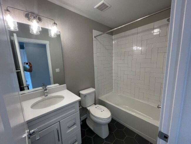 Building Photo - 6381 Rollick Dr