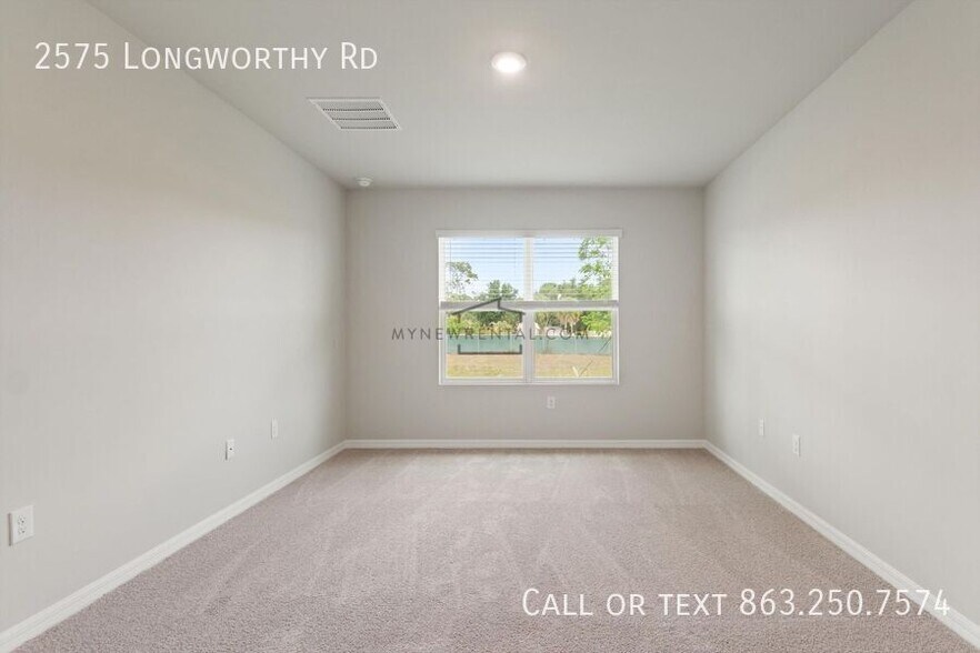 Building Photo - 2575 Longworthy Rd