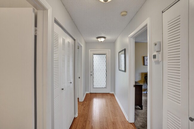 Building Photo - 15235 Lakes of Delray Blvd