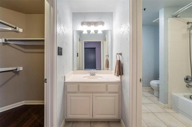 Building Photo - 1364 Aubrey Ln