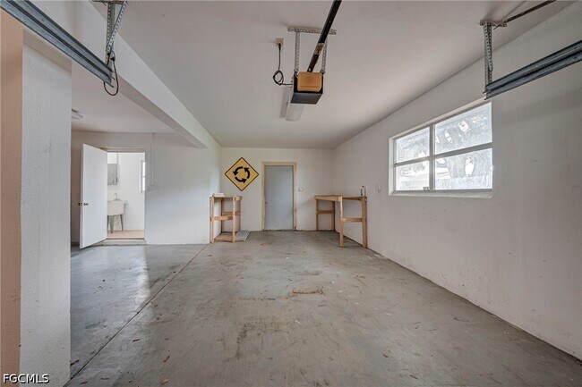 Building Photo - 220 Punta Alta Ct