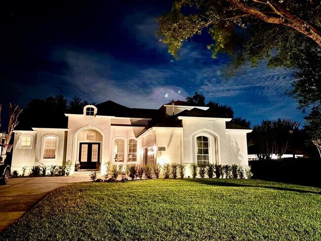 Building Photo - 11531 Claymont Cir