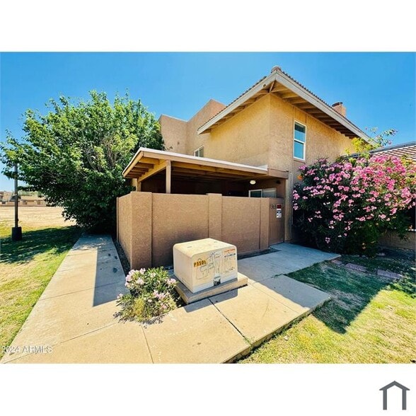 Building Photo - 6944 W Monterosa Cir