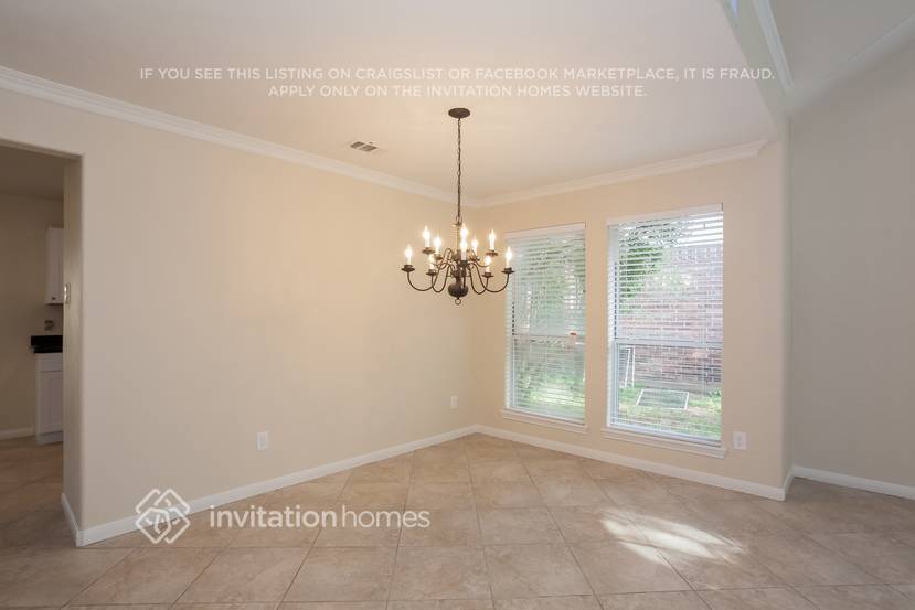 Building Photo - 20818 Whitevine Way