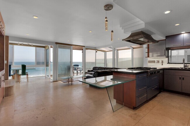 Building Photo - 25234 Malibu Rd