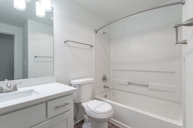 Building Photo - 3 Bedroom with a Forest View! $1000 Off First Full Month!