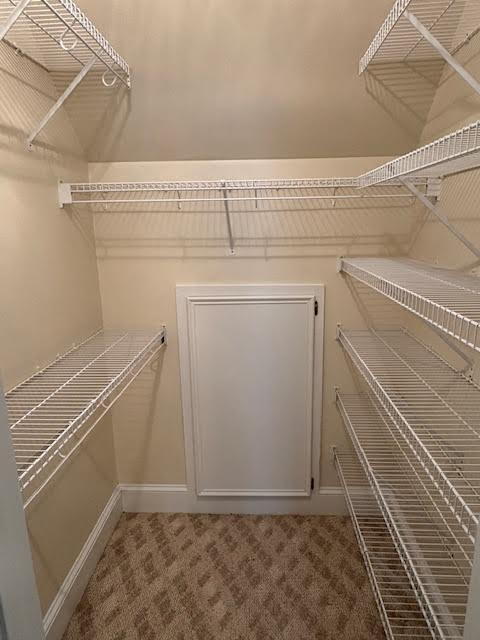 Building Photo - "Spacious Elegance Awaits: 3-Bed, 3.5-Bath...