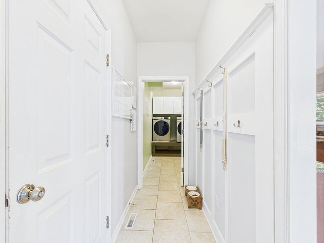 Building Photo - 12017 Hunton Crossing Pl
