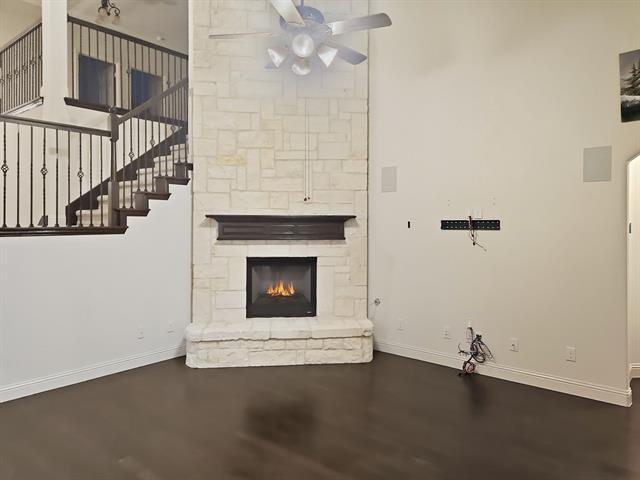 Building Photo - 5325 Center Hill Dr