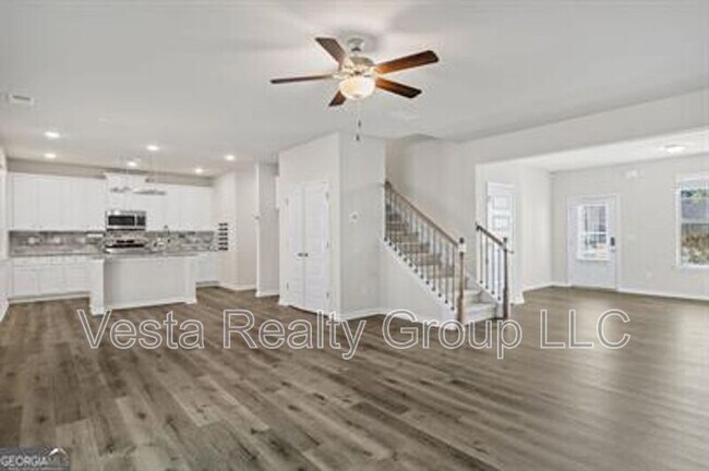 Building Photo - 121 Lexington Pl Dr