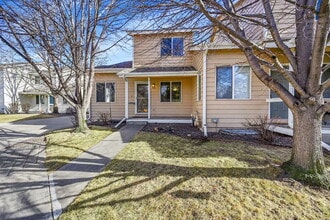 Building Photo - $2,295.95, 3-bed, 3-bath, located in Longmont with a washer and dryer and $300 off the first mont...