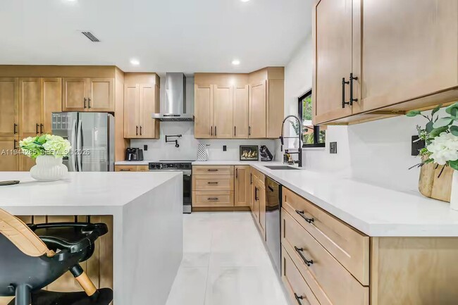 Building Photo - 14551 SW 158th Ct