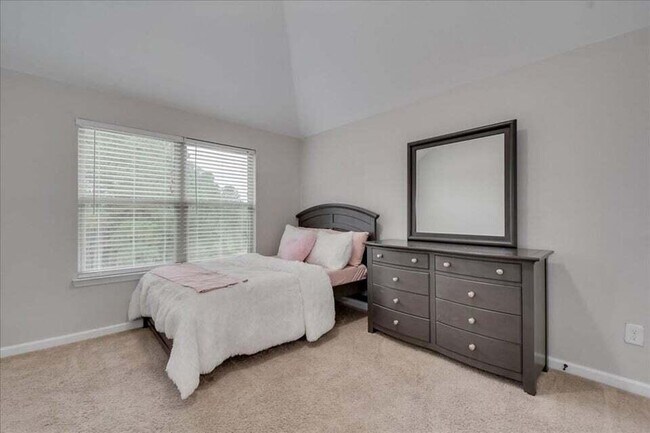 Building Photo - 830 Rollo Domino Cir