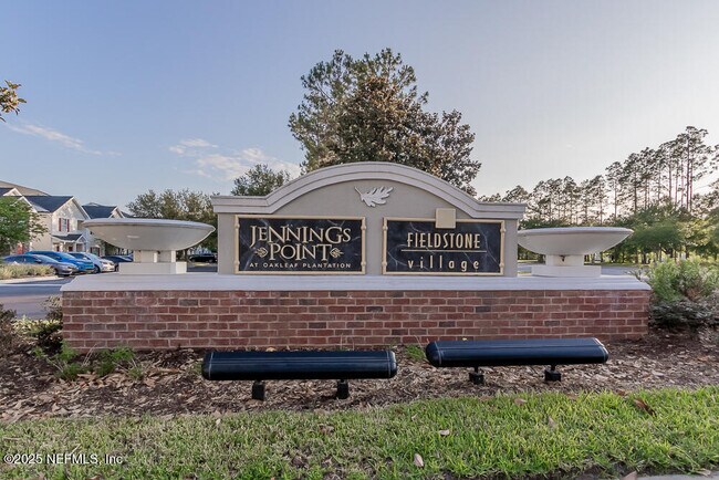 Building Photo - 575 Oakleaf Plantation Pkwy