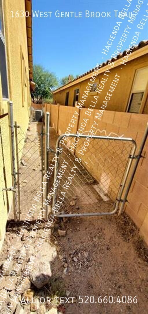 Building Photo - 1630 W Gentle Brook Trail