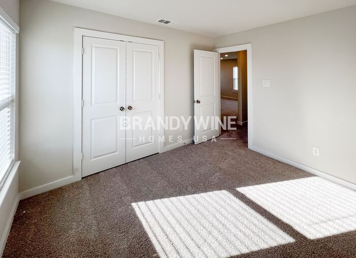 Building Photo - 341 Fire Rock Dr
