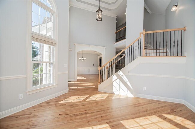 Building Photo - 4012 Erin Dr