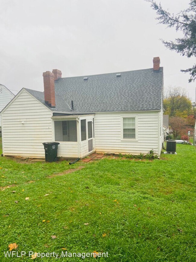 Building Photo - 2 br, 1 bath House - 2021 Rose Ln