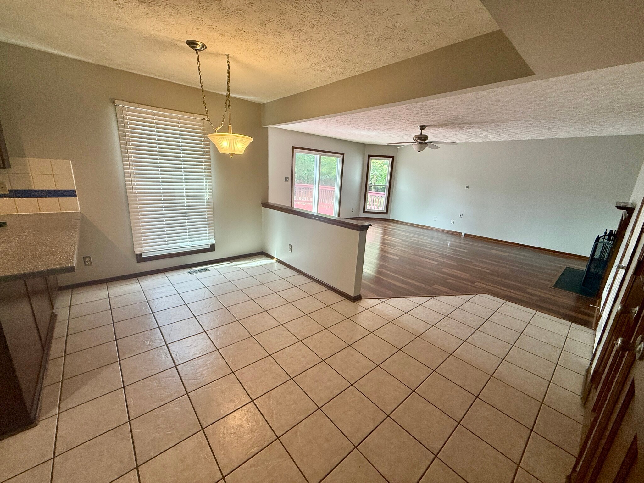 Building Photo - 7451 Mapleleaf Ct