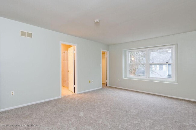 Building Photo - 10 Whitesands Way