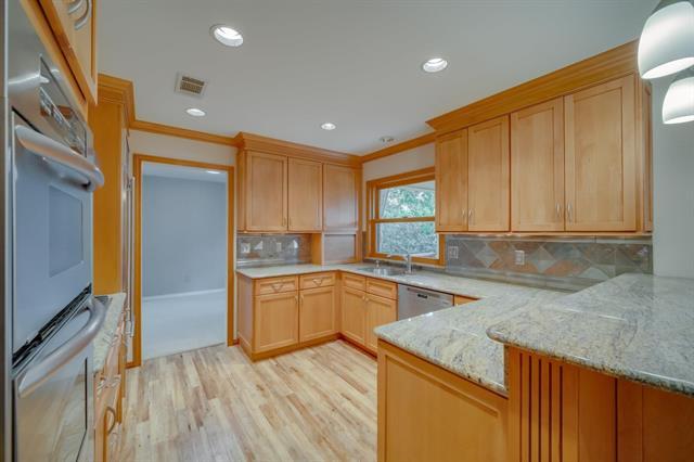 Building Photo - 1708 Buckeye Dr