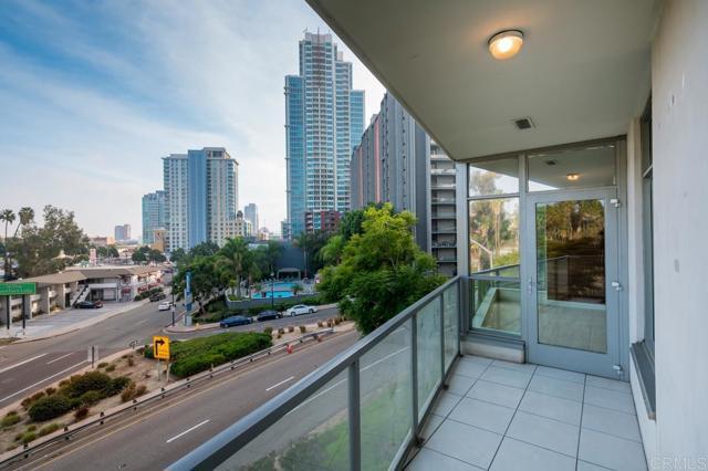 Building Photo - 1441 9th Ave