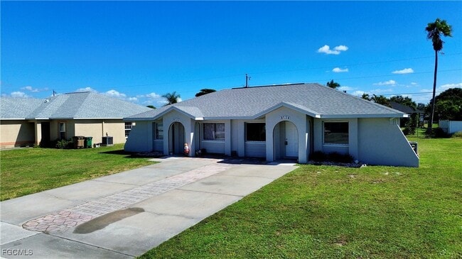 Building Photo - 4135 SW 7th Pl