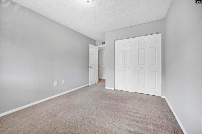 Building Photo - 6530 Davidson Rd